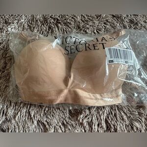 Victoria Secret 
Wear Everywhere Wireless Push-Up Bra